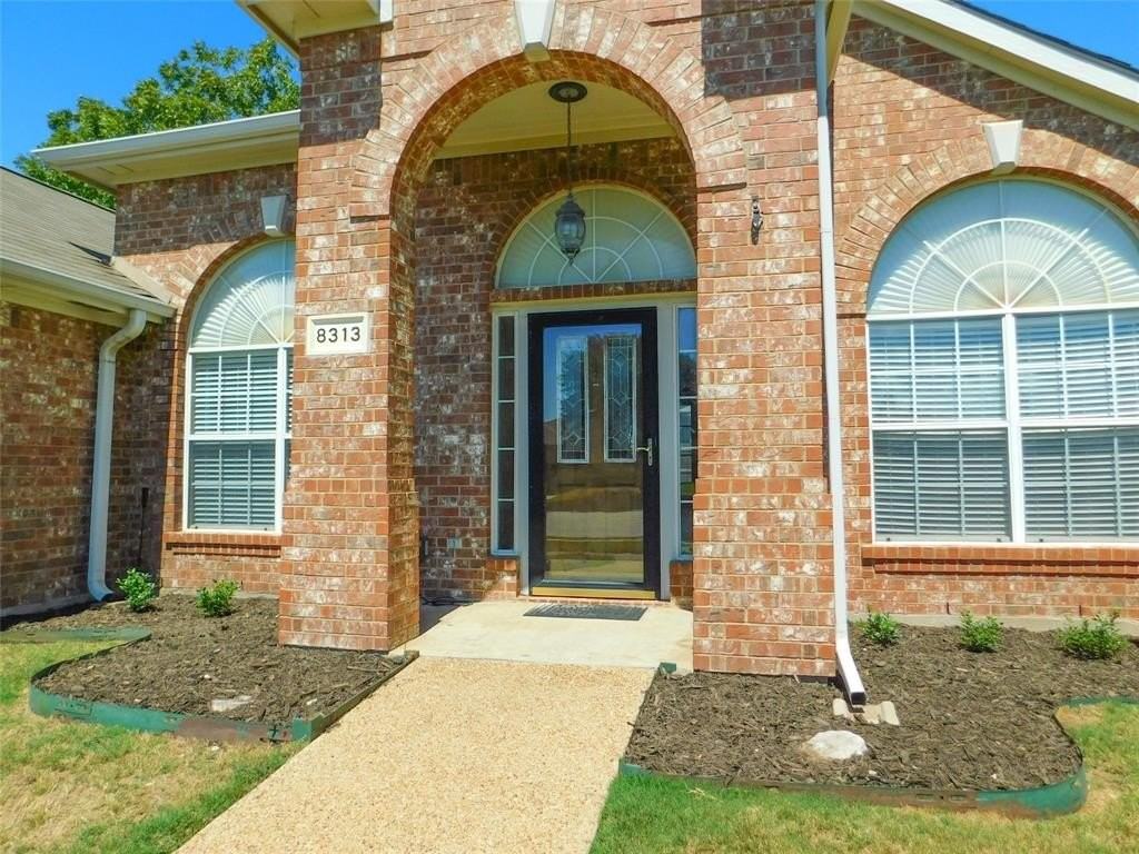 8313 Montecito Dr - Photo 3 of 27