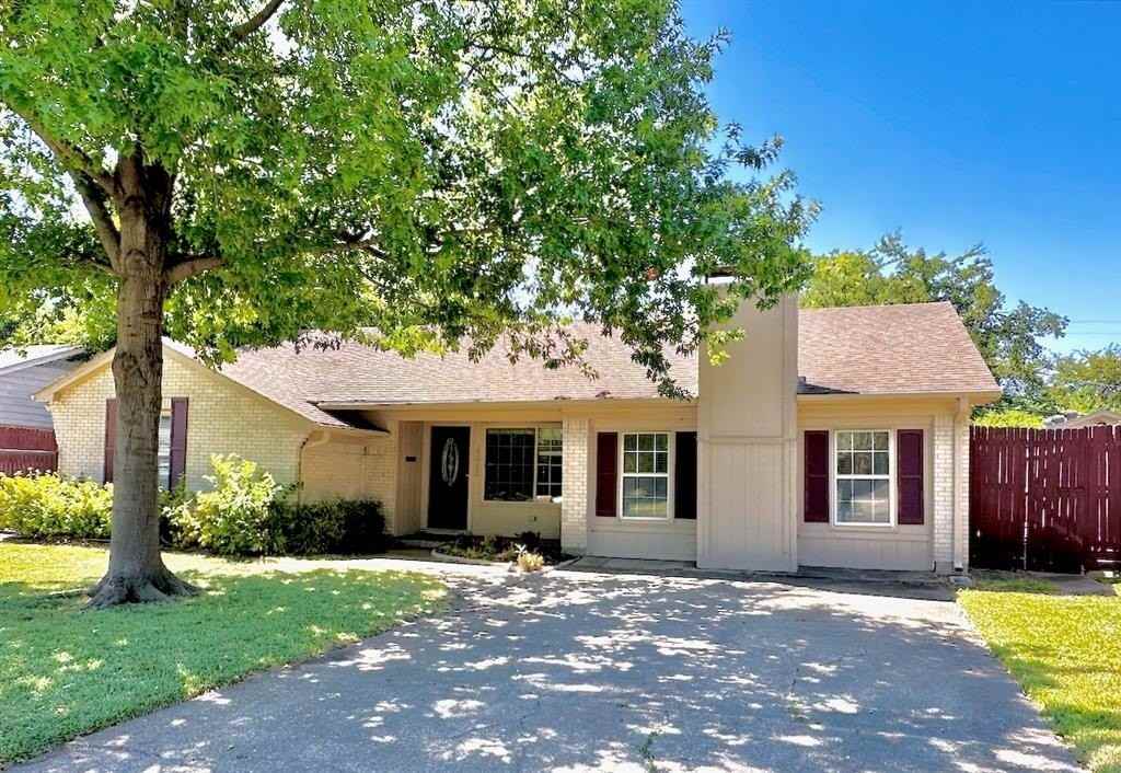 3332 Brockway Dr - Photo 3 of 18