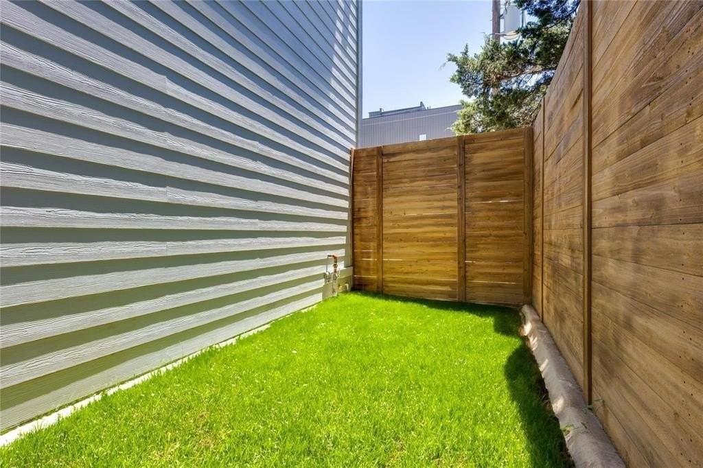2011 Kirby St #105 - Photo 4 of 32