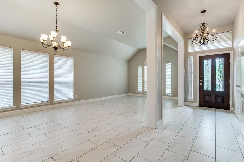 7006 Woodsprings Dr - Photo 2 of 13