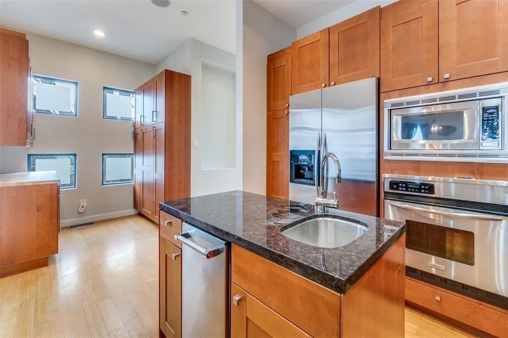4418 Holland Ave #A - Photo 5 of 12