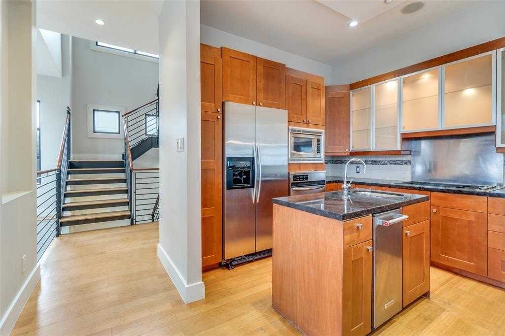 4418 Holland Ave #A - Photo 6 of 12