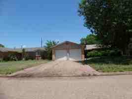 featured image of 2141 Glendale Dr