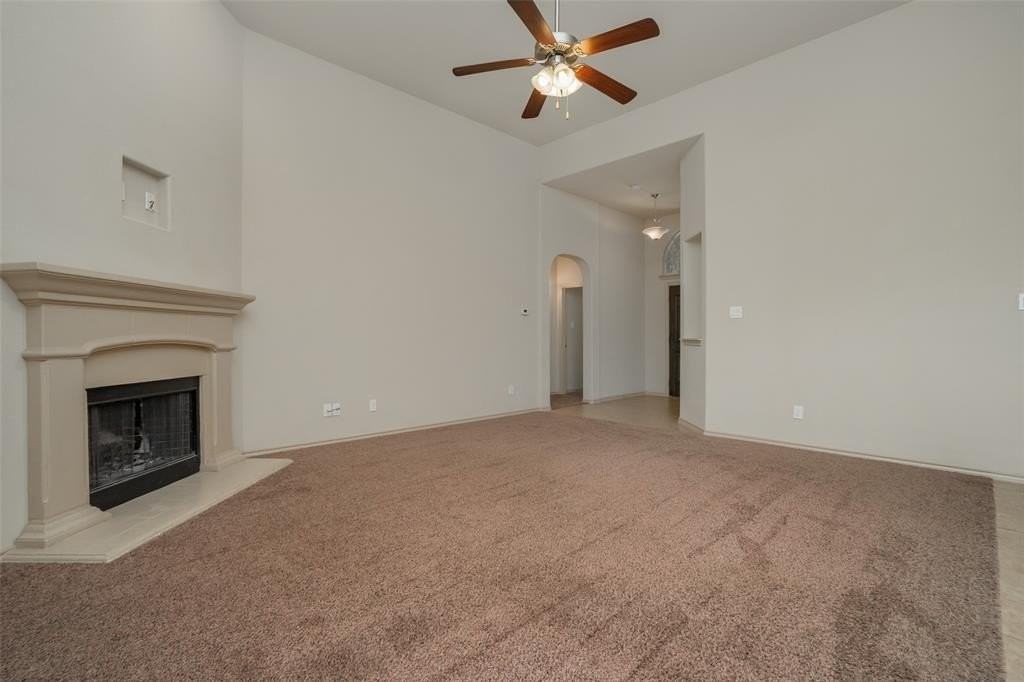 1437 Castlegar Ln - Photo 7 of 26