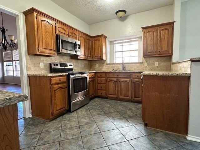 245 Tanbark Cir - Photo 5 of 19
