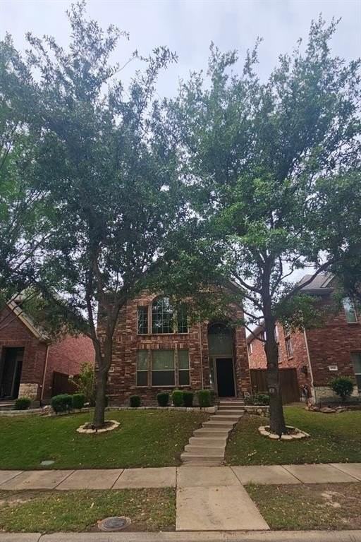 1713 Estacado Dr - Photo 2 of 15