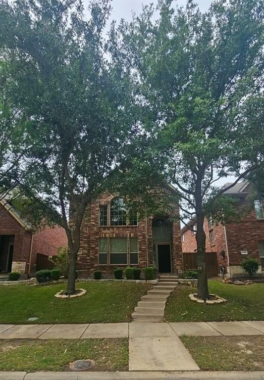 1713 Estacado Dr - Photo 3 of 15