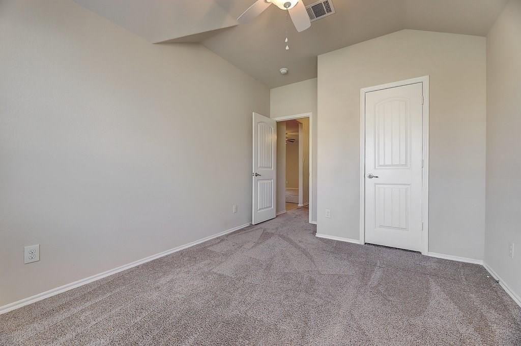 1108 Cheyenne Dr - Photo 5 of 25