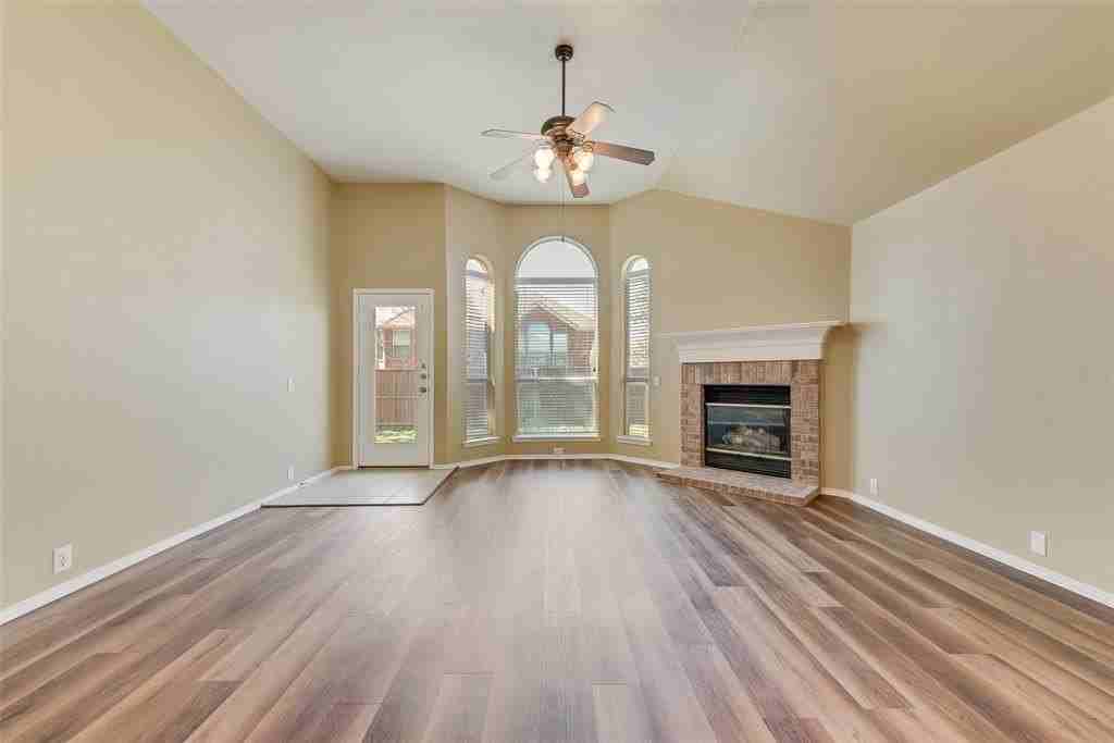 2600 Spring Dr - Photo 7 of 26