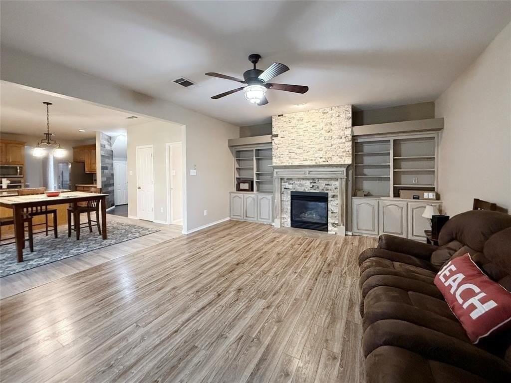 5229 Saint Croix Ln - Photo 4 of 39