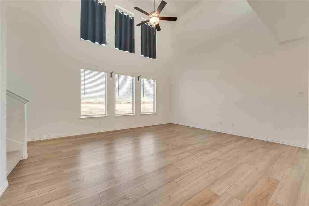 3750 Honey Daisy Dr - Photo 5 of 33
