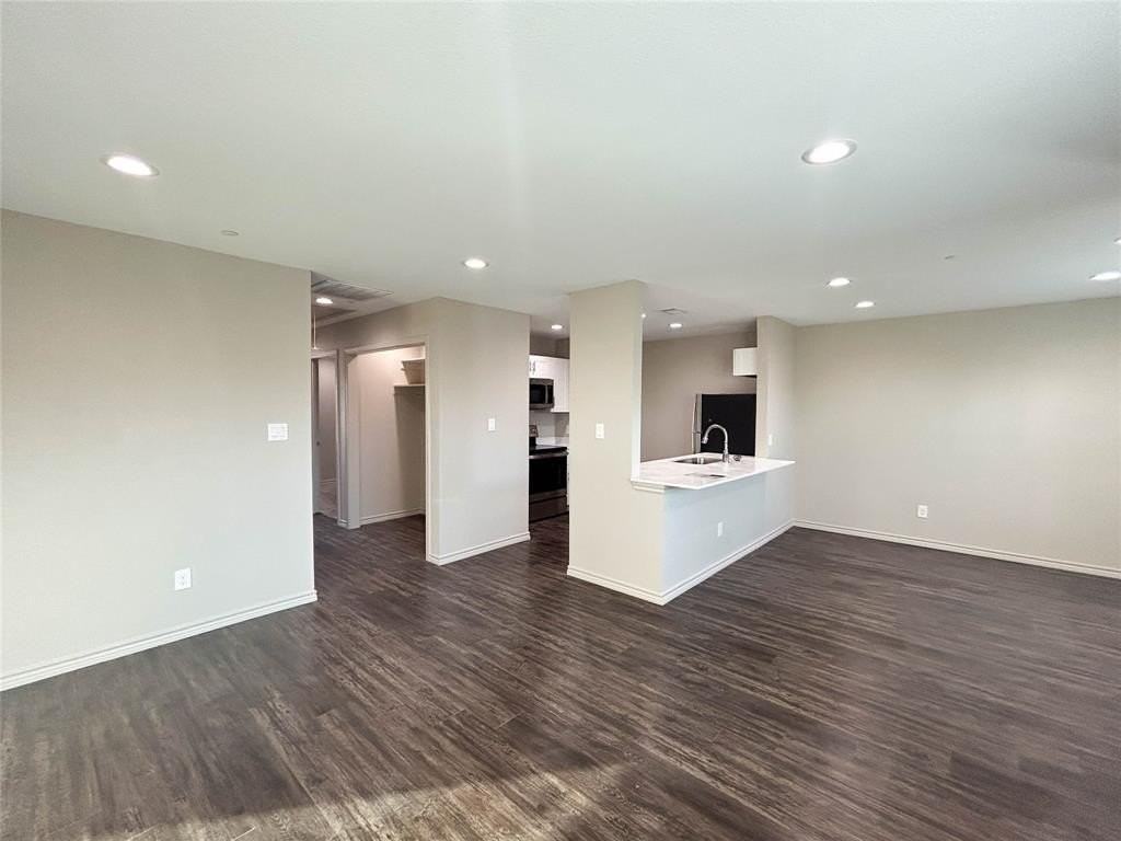 1203 S Clay St #122 - Photo 4 of 16