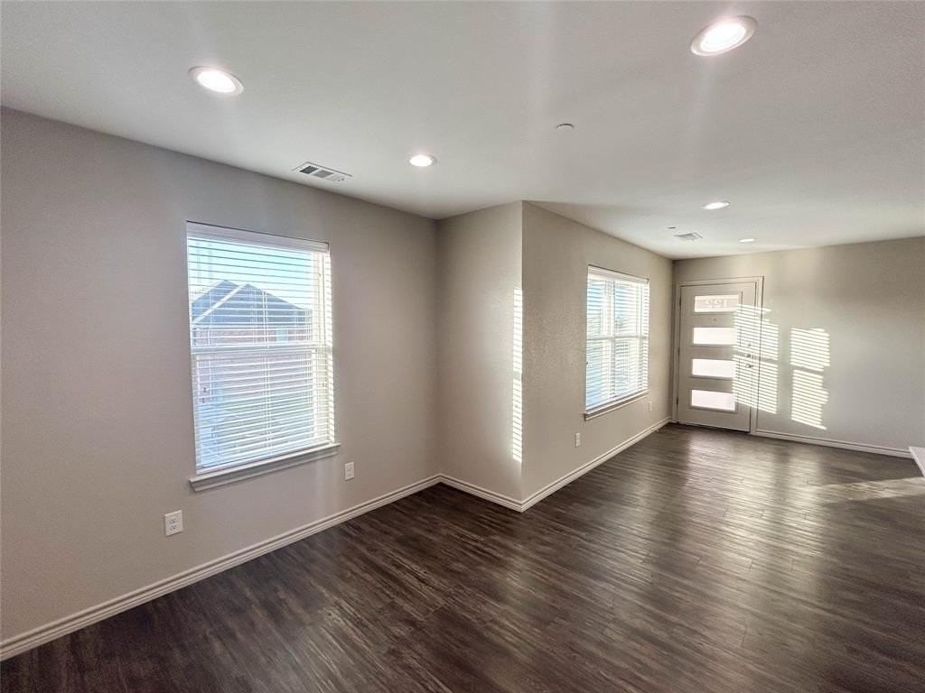 1203 S Clay St #122 - Photo 5 of 16