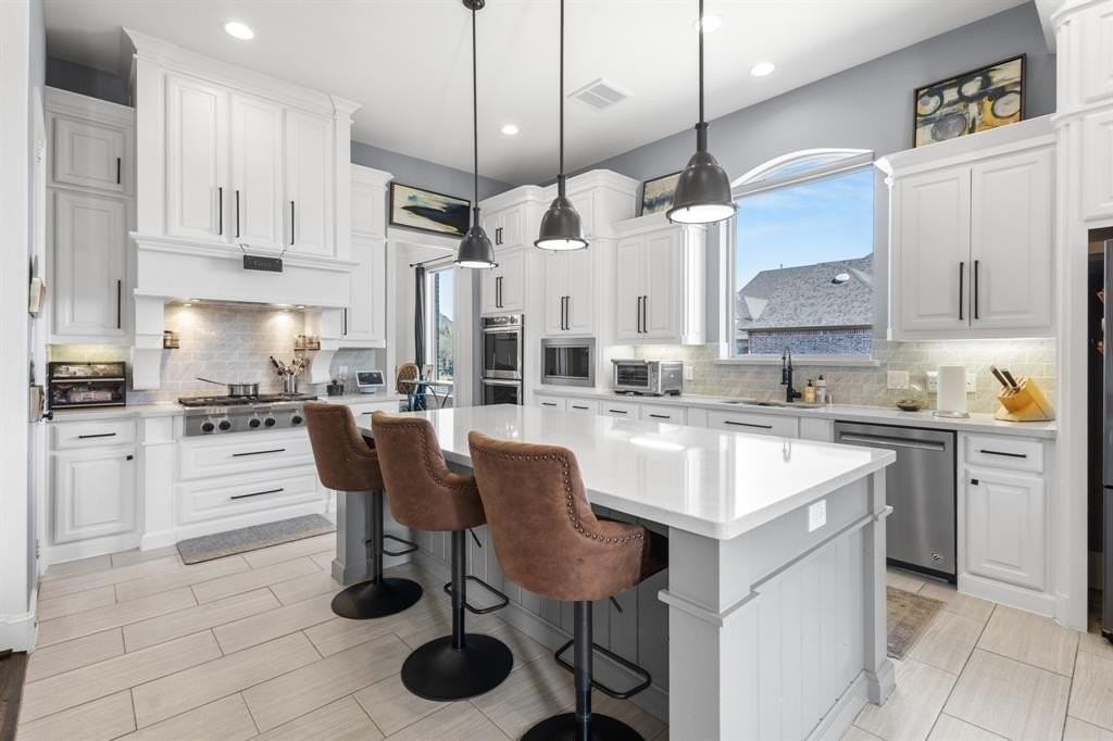 14225 Sowell Dr - Photo 3 of 40