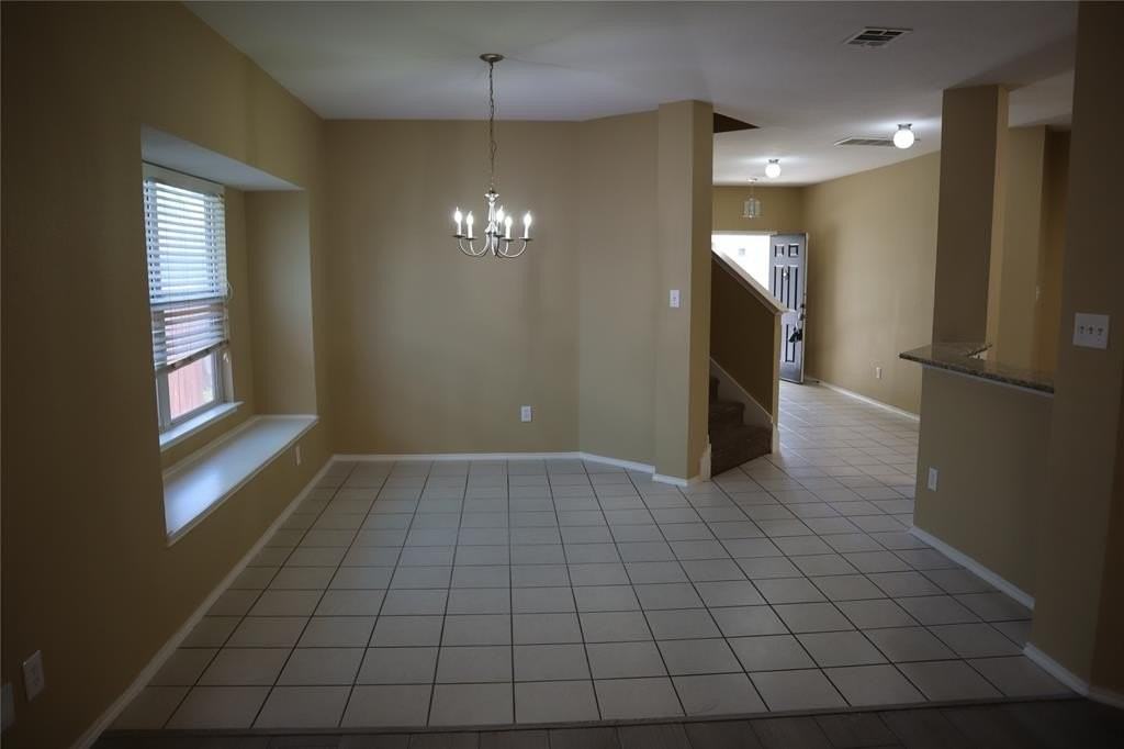9724 Old Field Dr - Photo 7 of 18