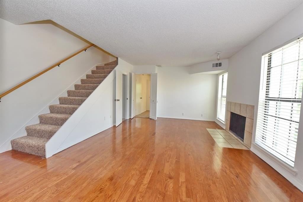 4033 Gilbert Ave #210 - Photo 2 of 37