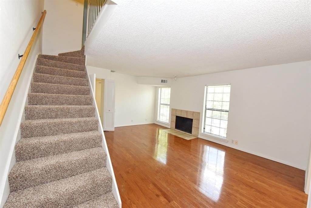 4033 Gilbert Ave #210 - Photo 5 of 37