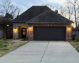 525 Riverrun Cir - Photo 1 of 1
