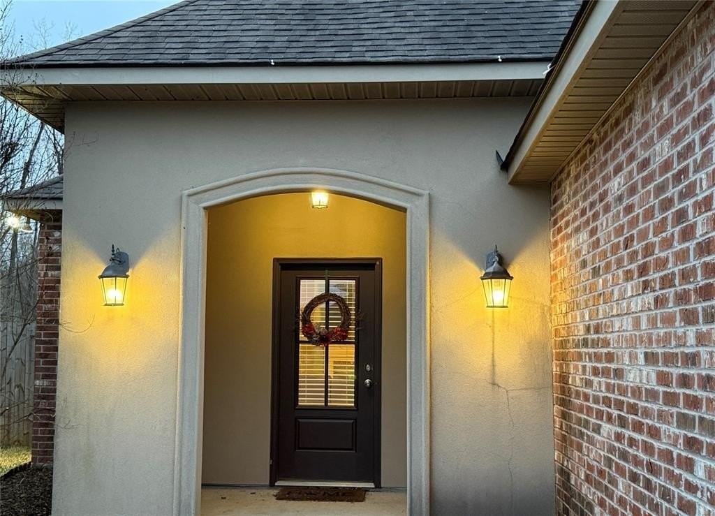 525 Riverrun Cir - Photo 2 of 34