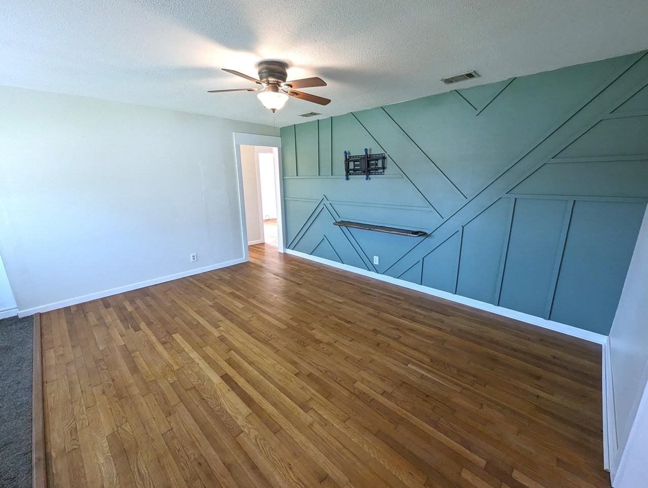 114 Ridgewood Ave - Photo 2 of 29