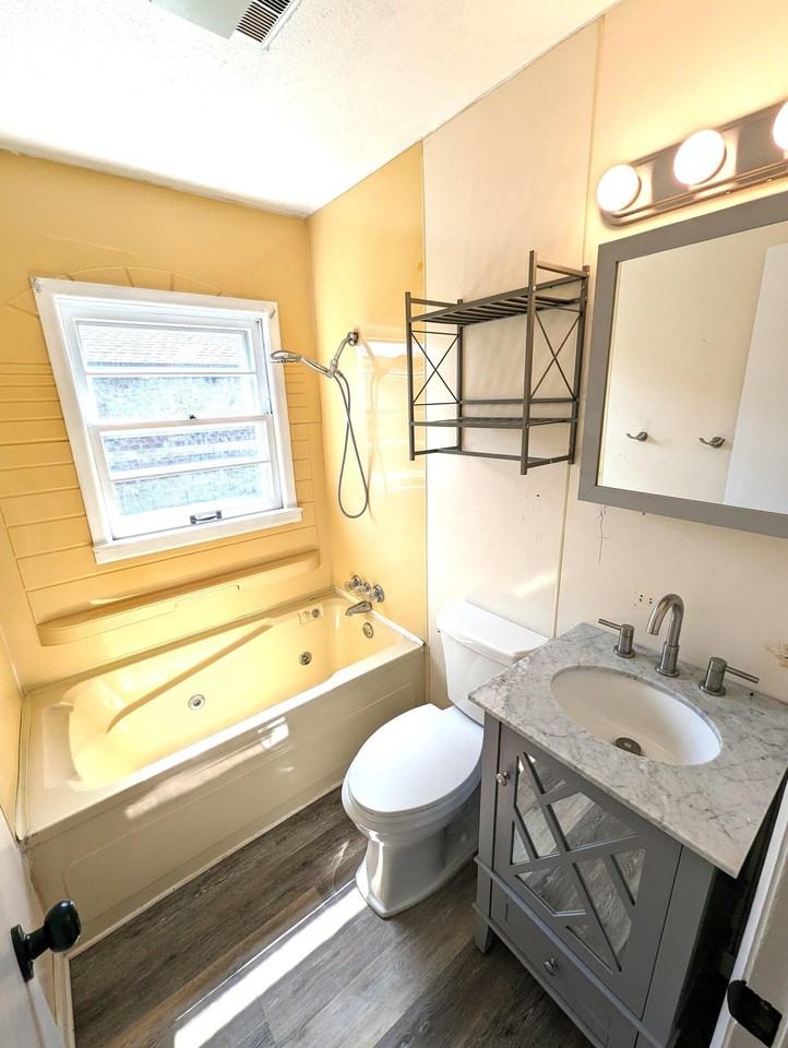 114 Ridgewood Ave - Photo 7 of 29