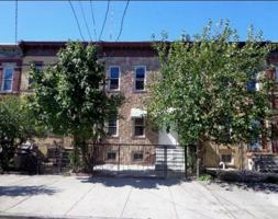 featured image of 424 Van Siclen Ave
