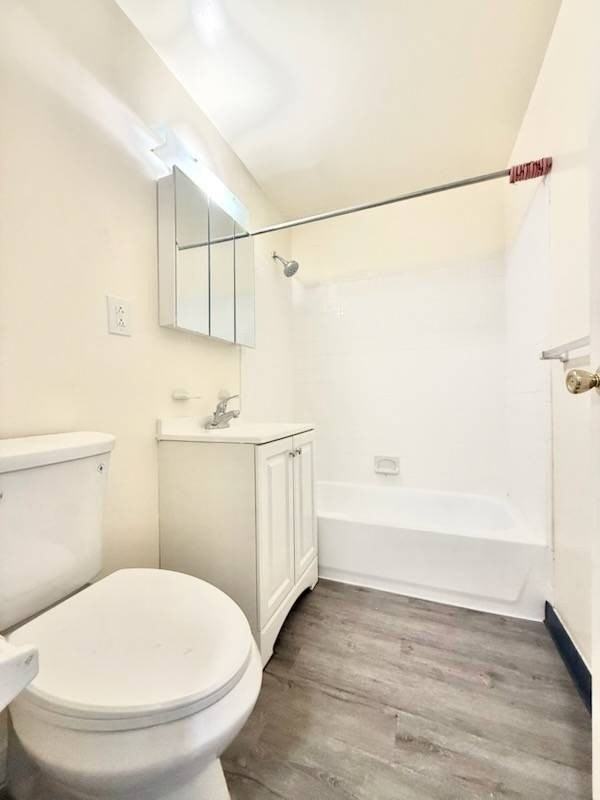 87 Macdougal St #2 - Photo 5 of 7