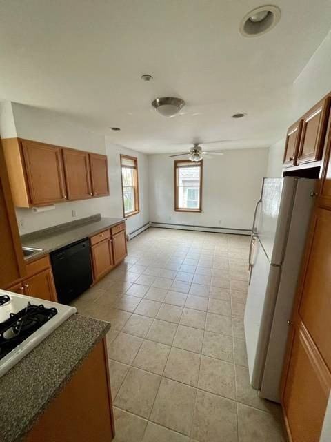 47 Lawrence Ave #2A - Photo 4 of 10