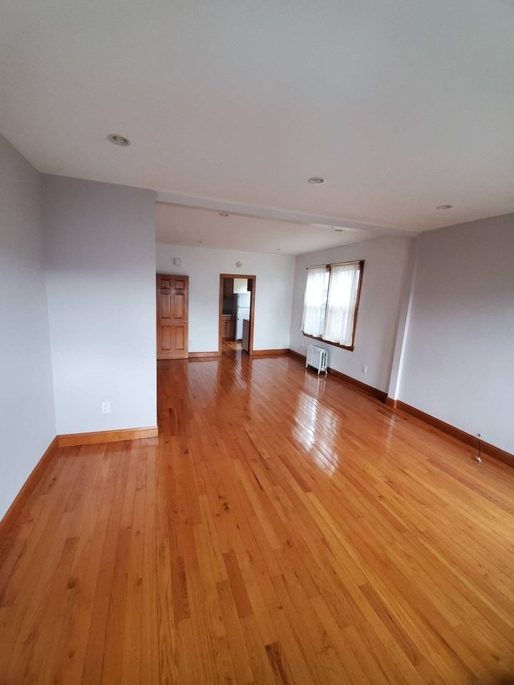 3948 65th St - Photo 3 of 12