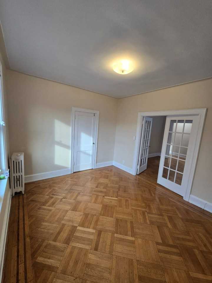 5120 47th St - Photo 3 of 9