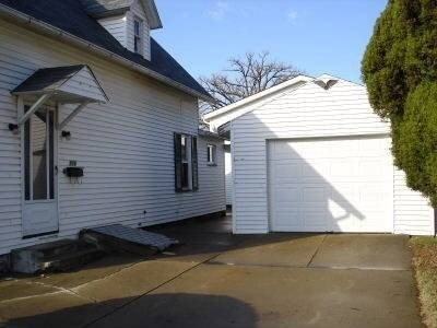 716 Spruce Ave Sw - Photo 2 of 8