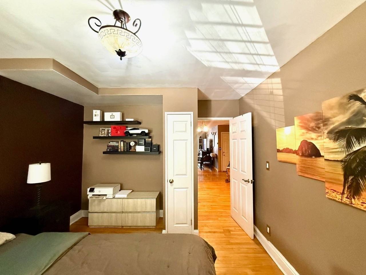 6418 Metropolitan Ave - Photo 5 of 8
