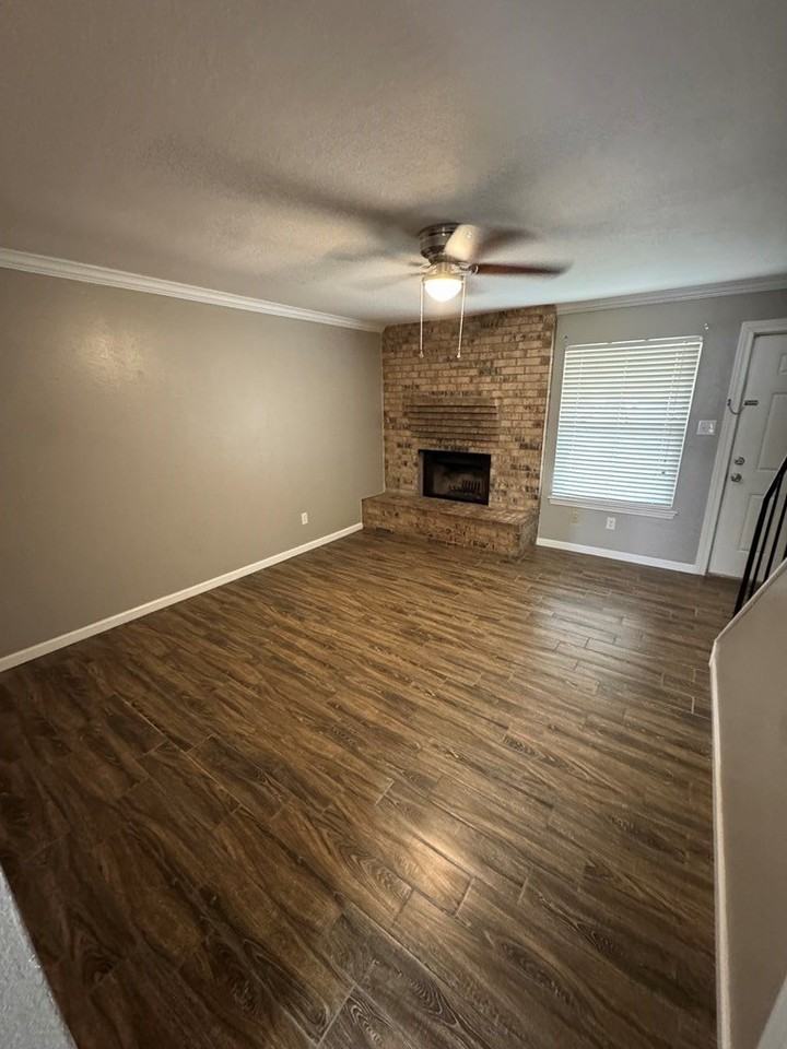 1322 Harless Ave #1 - Photo 2 of 11