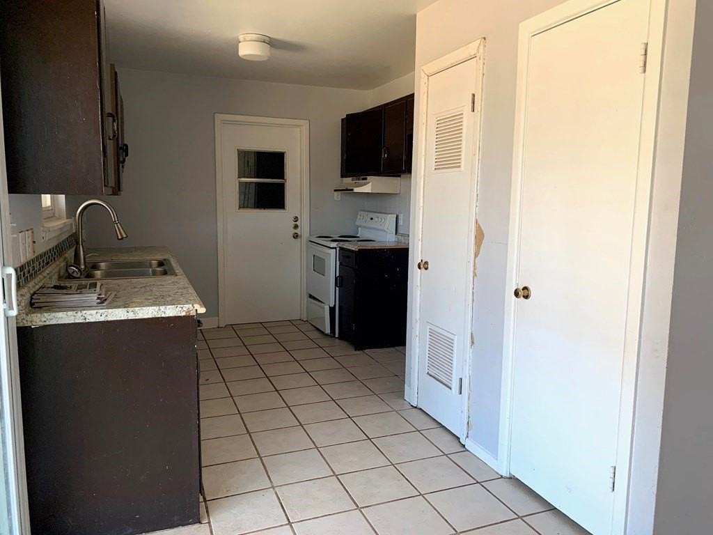 1804 Cord St - Photo 2 of 5