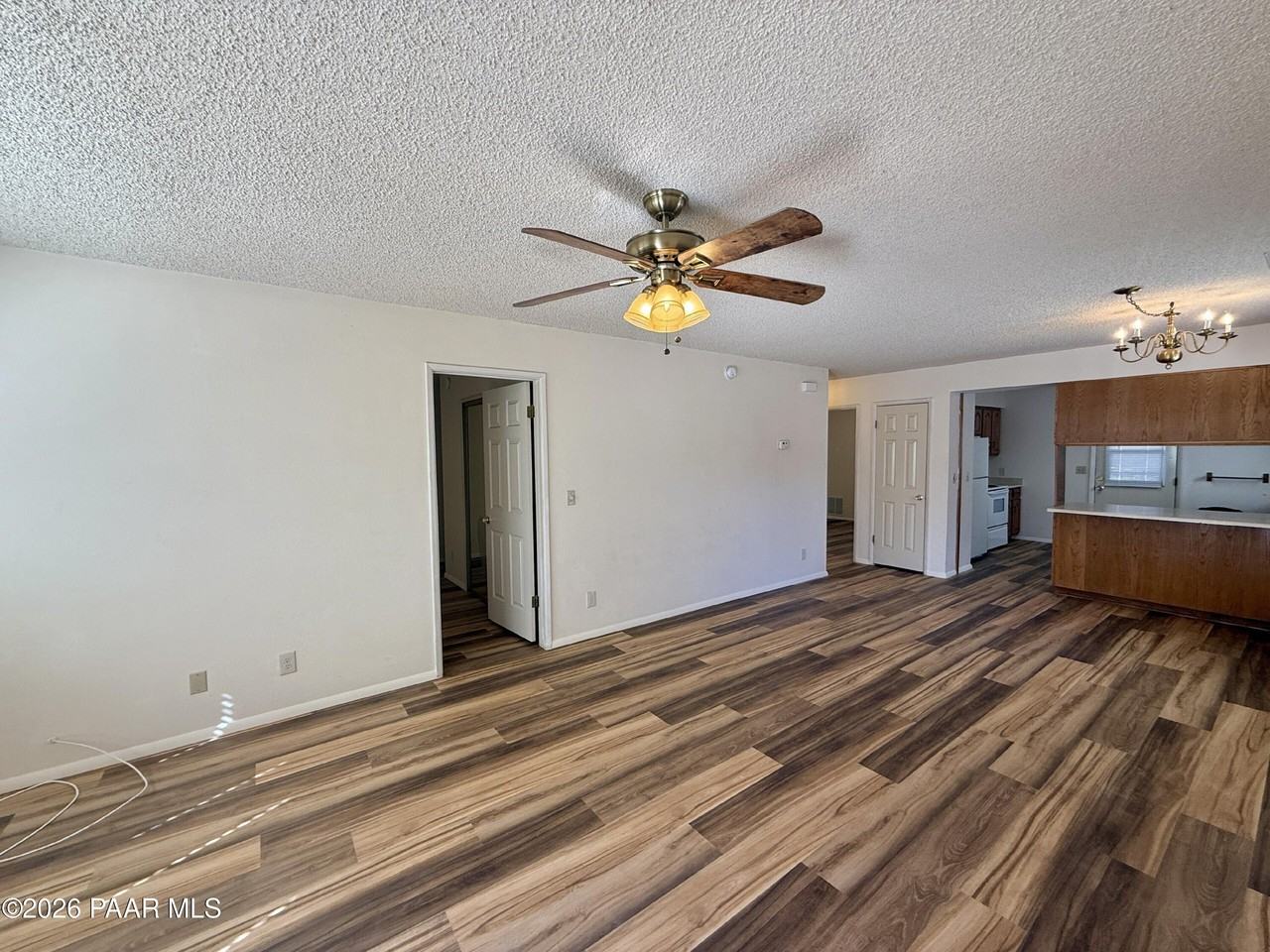 350 Rim Rock Cir #2 - Photo 5 of 14