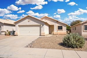 featured image of 4544 W Rose Mist Way