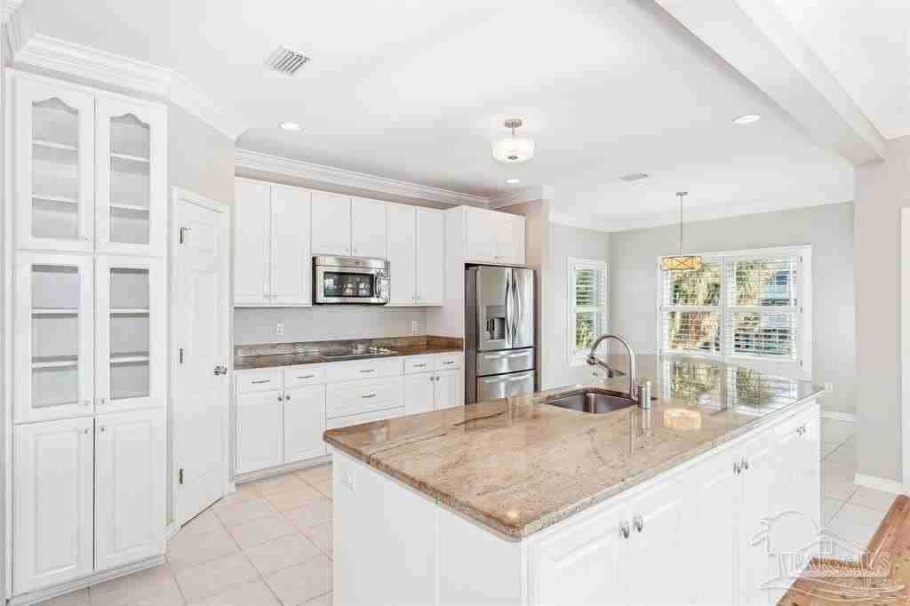 1 La Caribe Dr - Photo 6 of 40