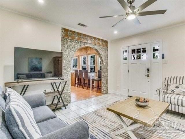 510 W Gregory St - Photo 5 of 11