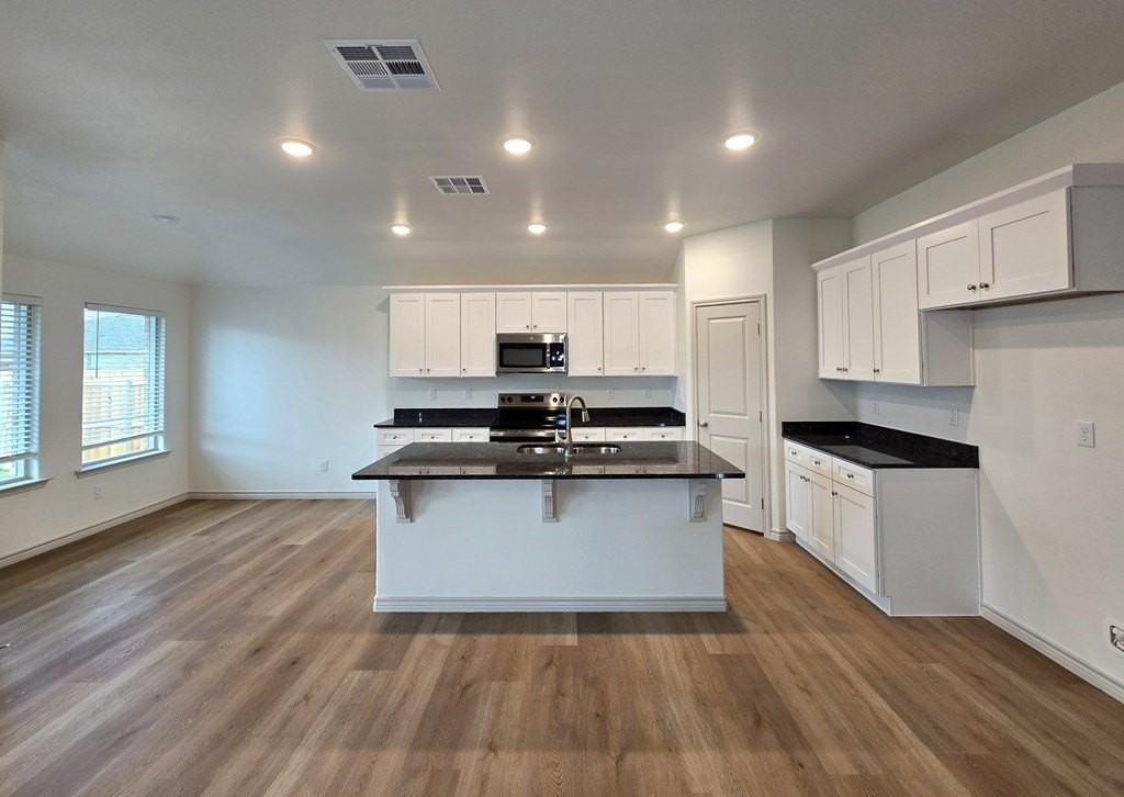 1300 Hogback Way - Photo 4 of 18