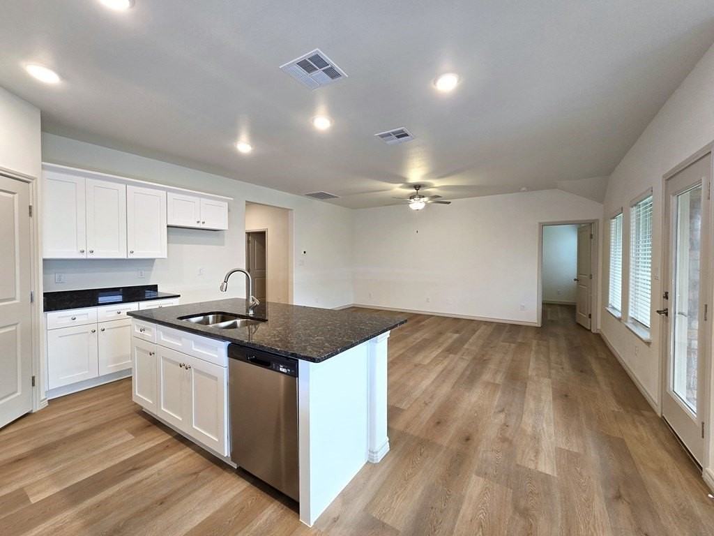 1300 Hogback Way - Photo 6 of 18