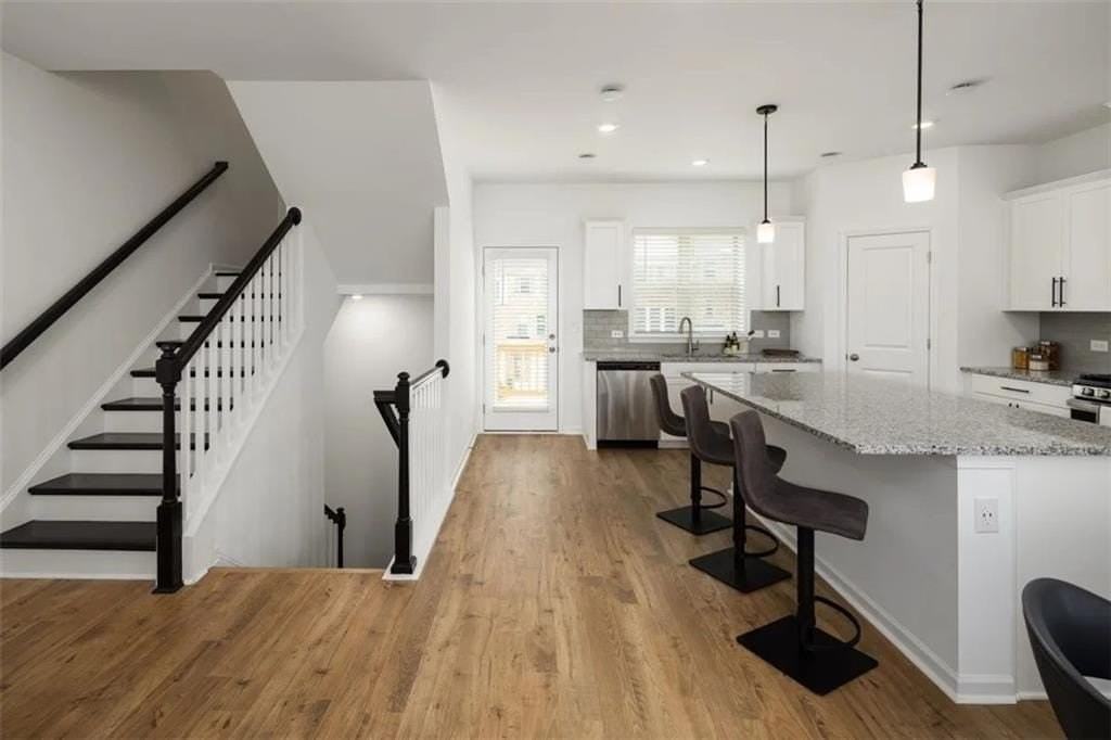 728 Sayers Ct - Photo 5 of 24