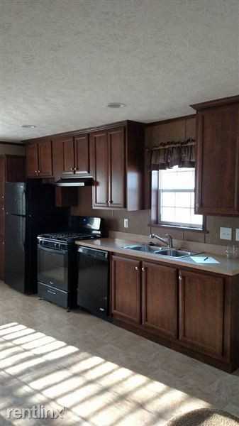 47 St Pauls Dr - Photo 2 of 13