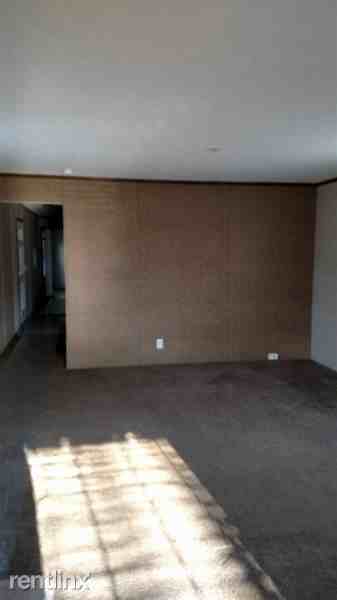 47 St Pauls Dr - Photo 3 of 13