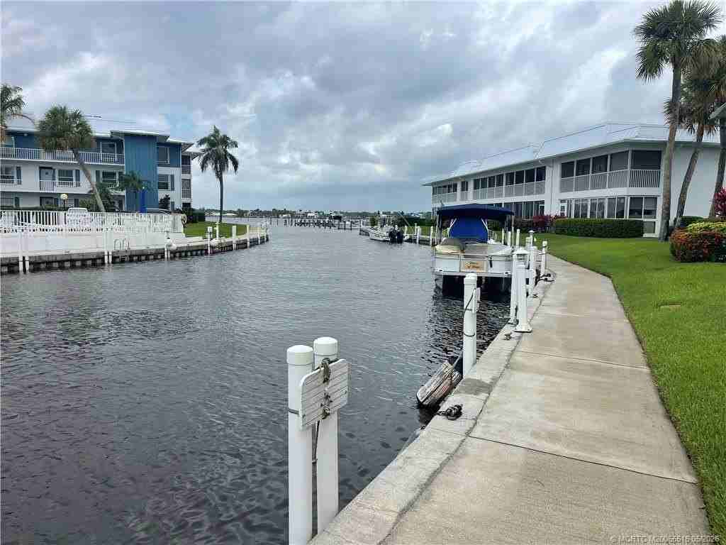 1858 Sw Palm City Rd #203 - Photo 3 of 21