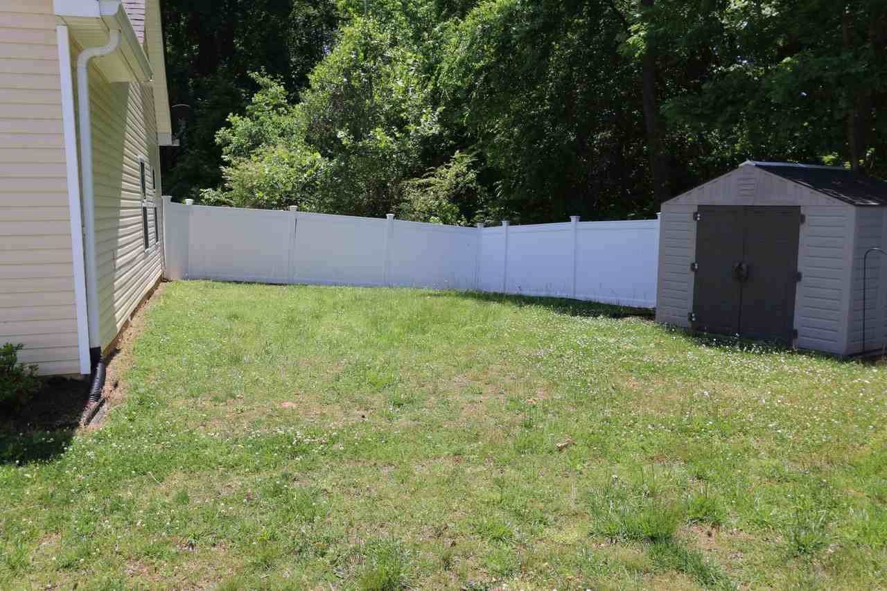 1198 Stonegate Cir Nw - Photo 2 of 12