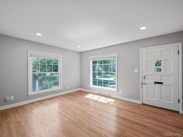 1679 Villa Rd - Photo 2 of 20