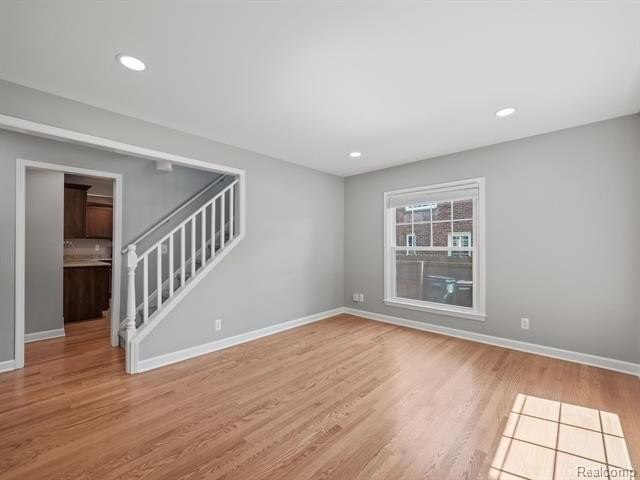 1679 Villa Rd - Photo 4 of 20