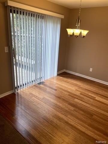 41507 Bedford Dr - Photo 2 of 15