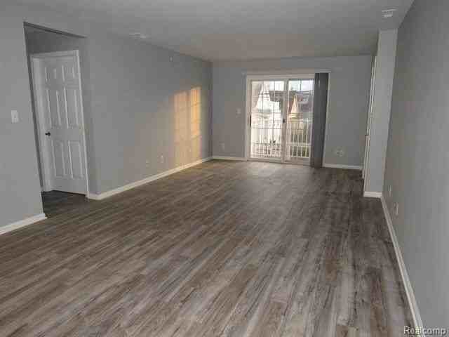 1125 Eureka Rd #203 - Photo 5 of 17