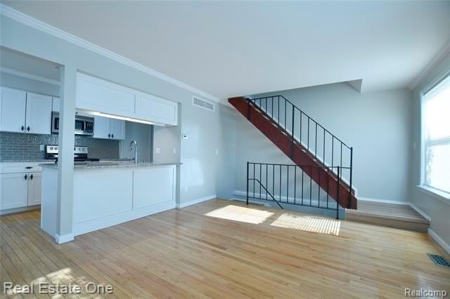 1527 Mariner Dr - Photo 3 of 19